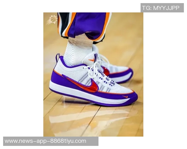 布克新款鞋履Book2SunsSpiridon复古风潮重现90年代经典设计